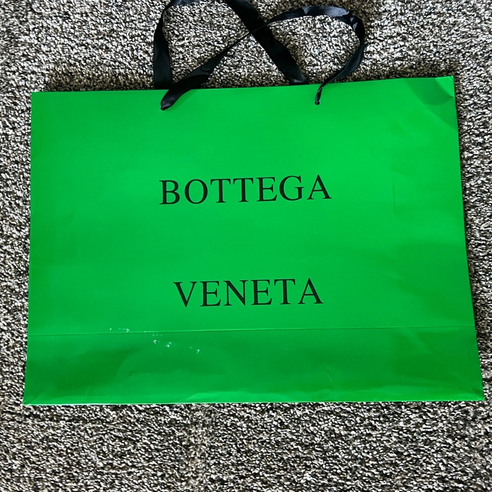 Designer shopping bags